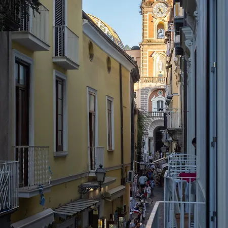 Maya Old Town Apartman *